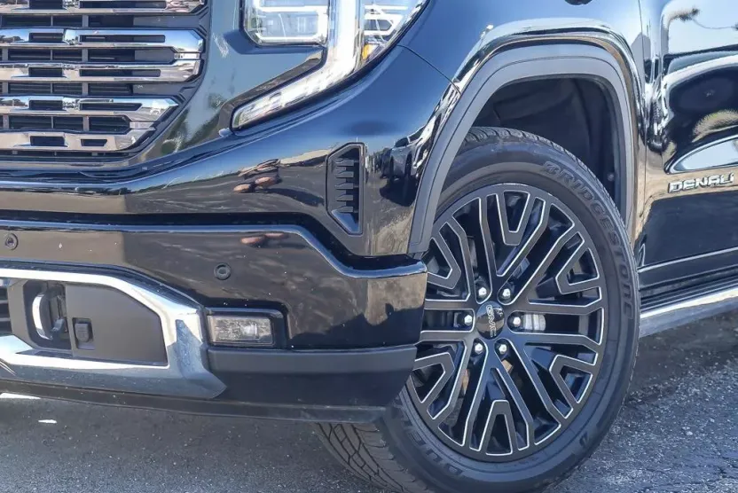 2022 Gmc Sierra Denali Ultimate photo 1