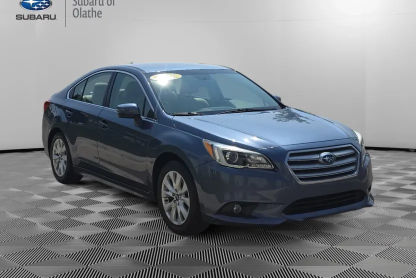 2016 Subaru Legacy 2.5i Premium photo 1