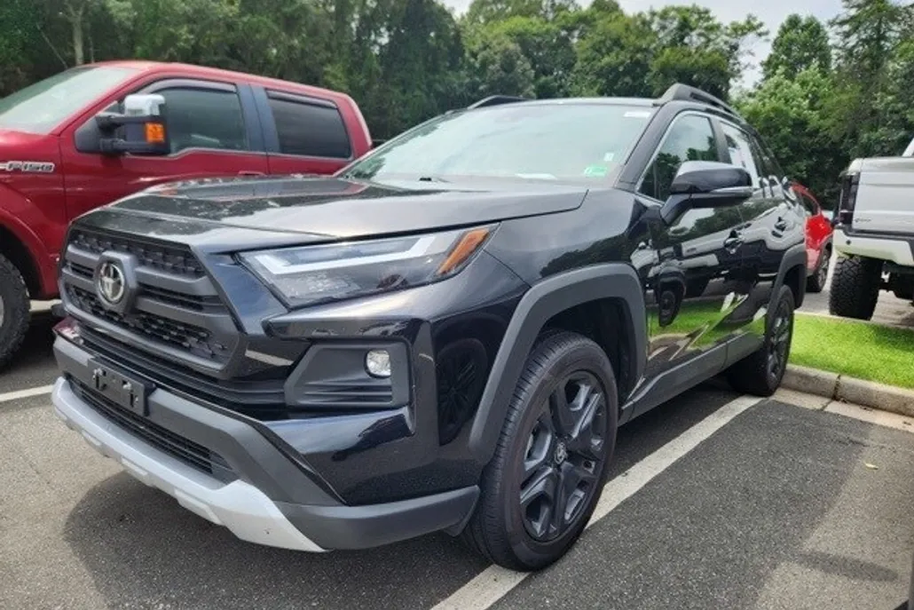 2022 Toyota RAV4 Adventure photo 1