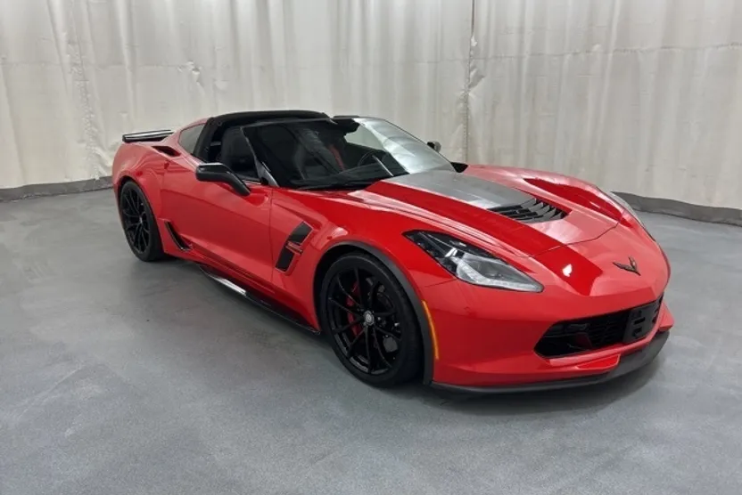 2019 Chevrolet Corvette Grand Sport 2LT photo 1