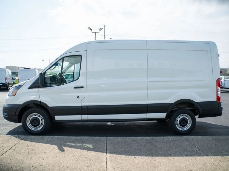 2025 Ford Transit photo 1