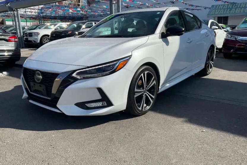 2023 Nissan Sentra SR photo 1