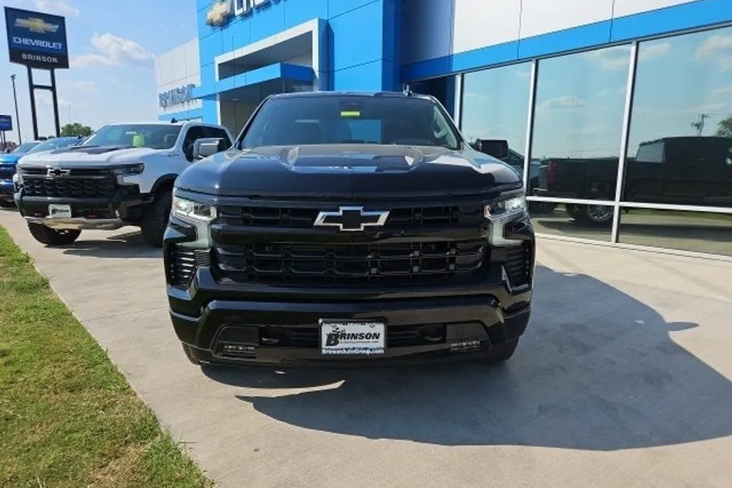 2025 Chevrolet Silverado 1500 RST photo 1