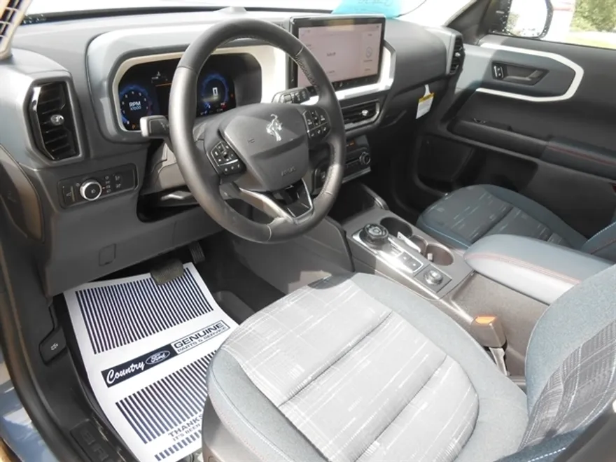 2025 Ford Bronco Sport Heritage photo 1