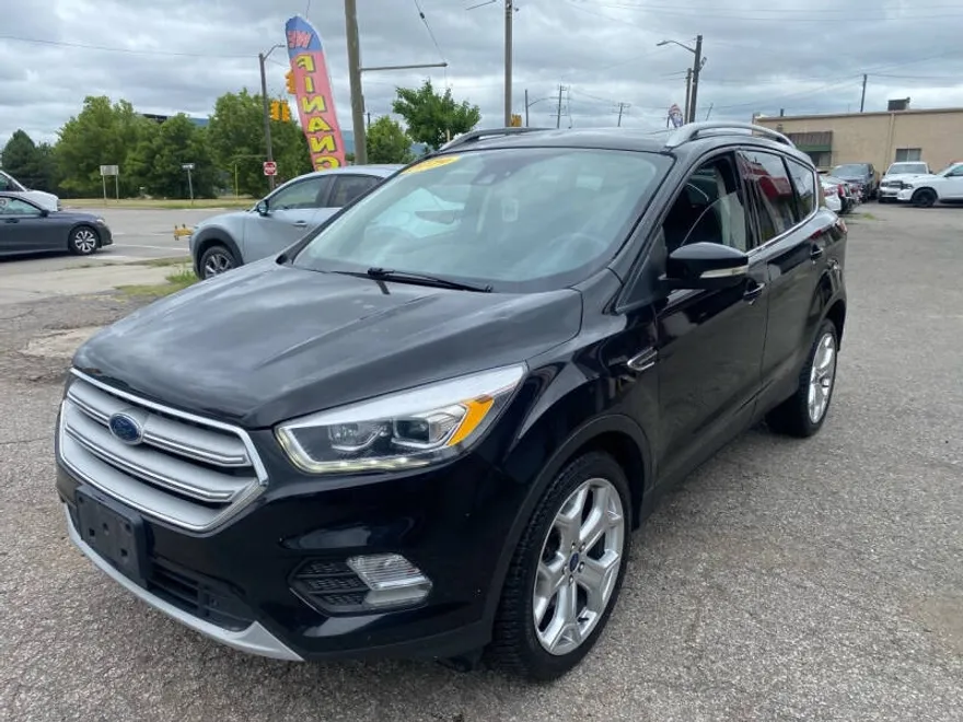 2019 Ford Escape Titanium photo 1