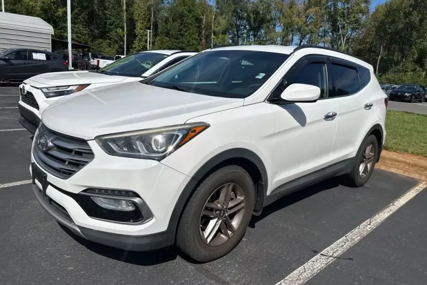 2017 Hyundai Santa Fe Sport Base photo 1