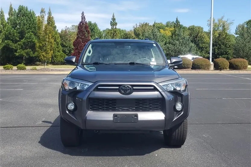 2020 Toyota 4Runner SR5 Premium photo 1