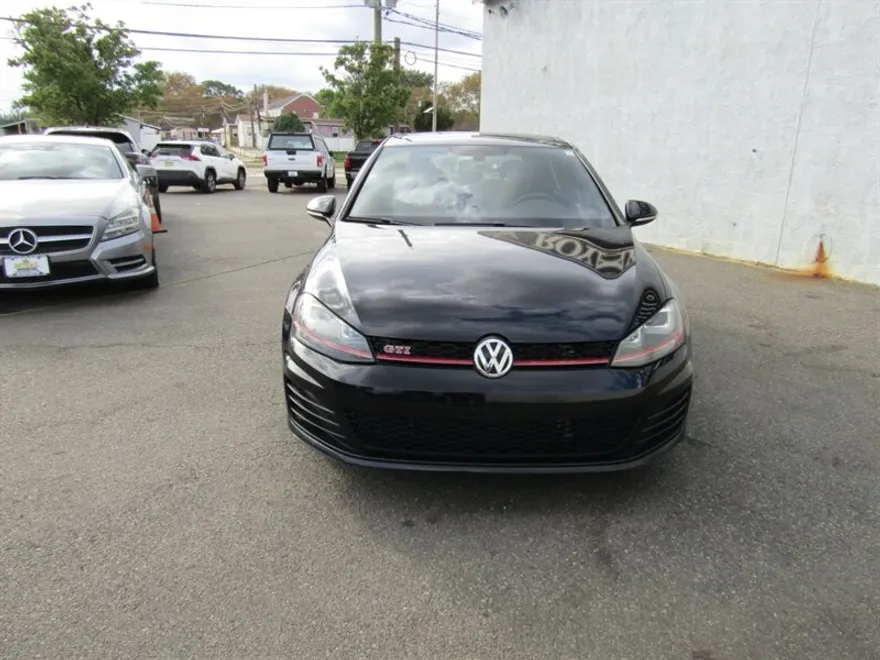2015 Volkswagen Golf GTI Sport photo 1