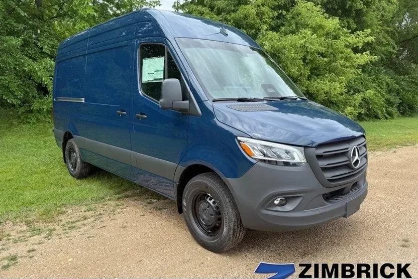 2025 Mercedes Benz Sprinter 2500 144 WB photo 1