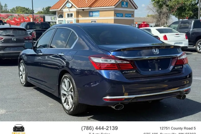 2016 Honda Accord Sport photo 1