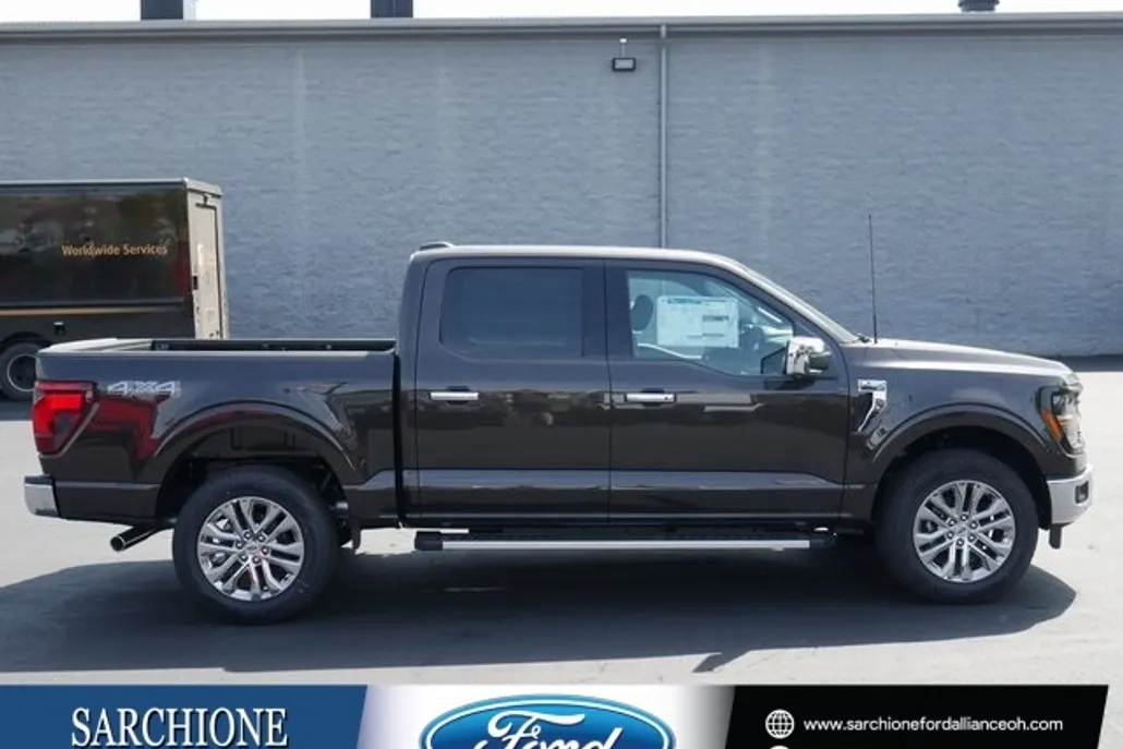 2024 Ford F-150 XLT photo 1
