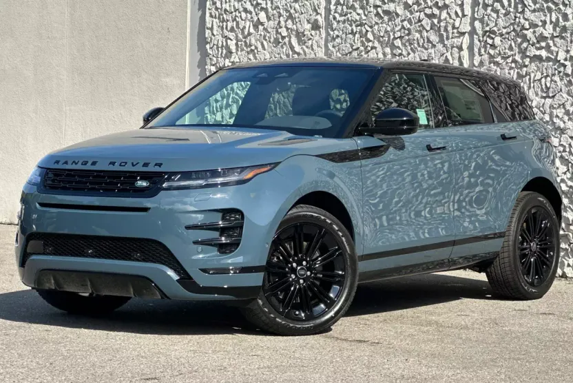 2026 Land Rover Range Rover Evoque Dynamic SE photo 1