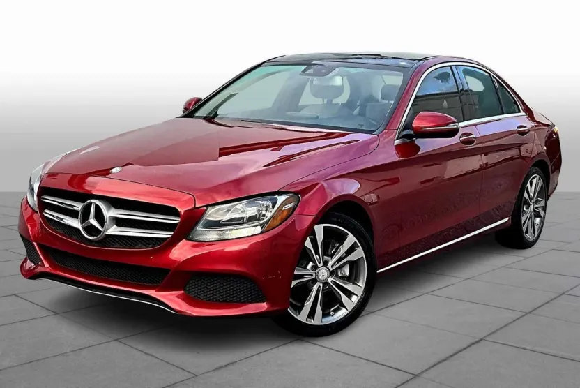 2016 Mercedes Benz C 300 Luxury photo 1