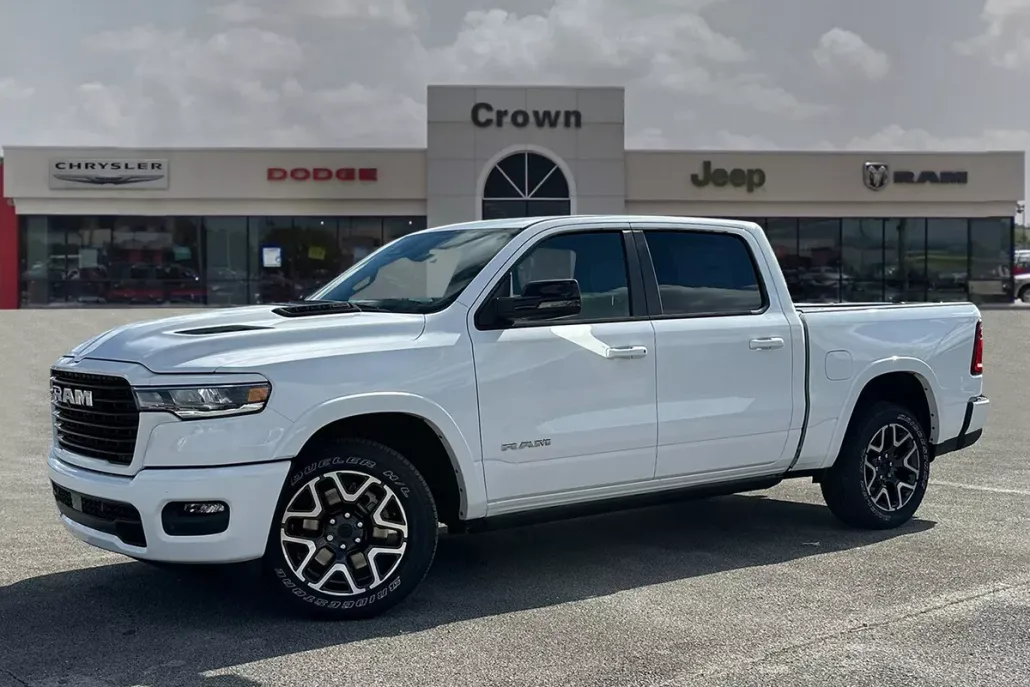 2025 Ram 1500 Laramie photo 1