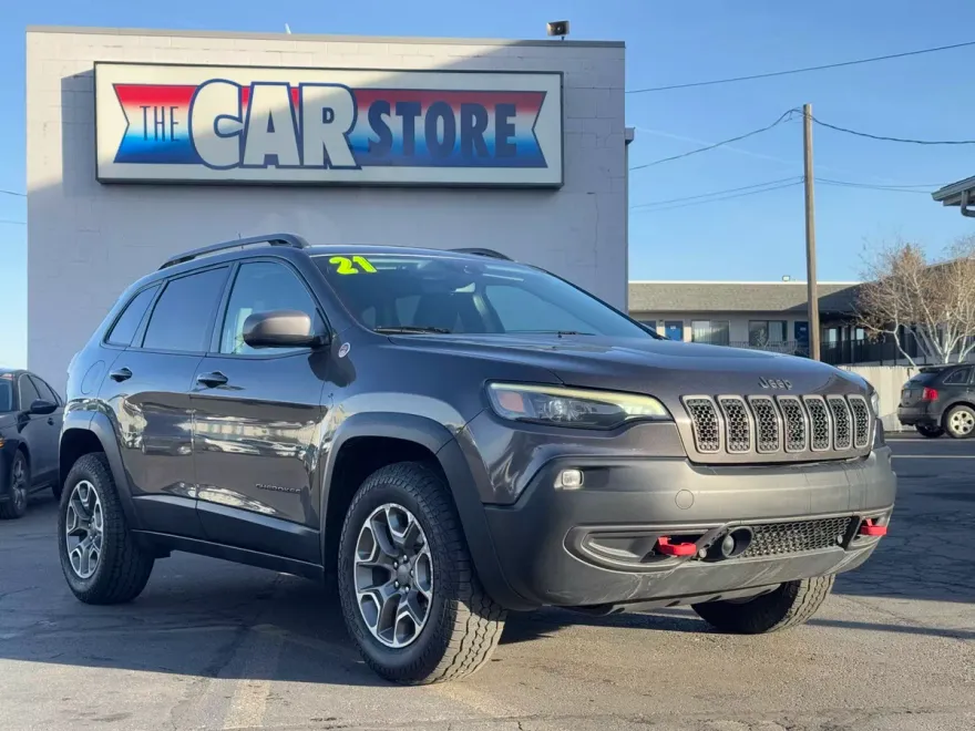2021 Jeep Cherokee Trailhawk photo 1