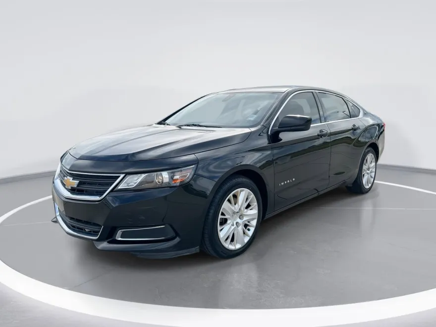 2017 Chevrolet Impala LS photo 1