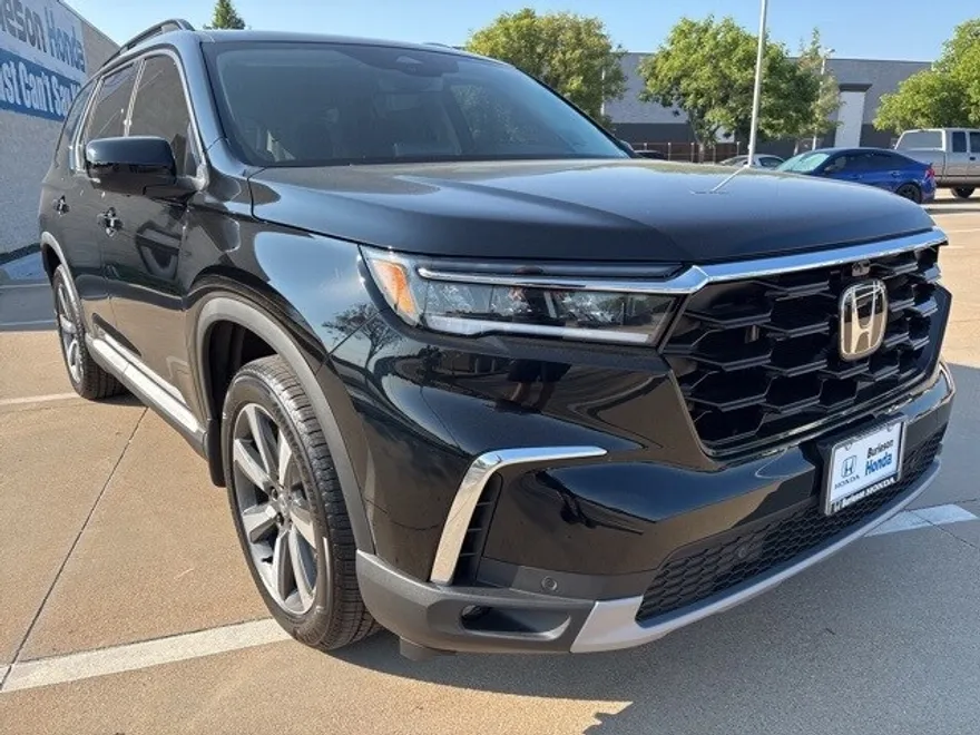 2025 Honda Pilot Elite photo 1
