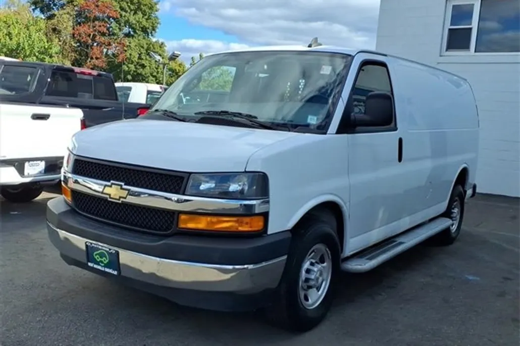 2023 Chevrolet Express Cargo 2500 Van photo 1
