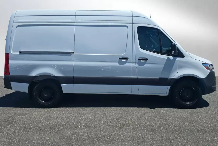 2025 Mercedes Benz Sprinter 2500 Standard Roof photo 1