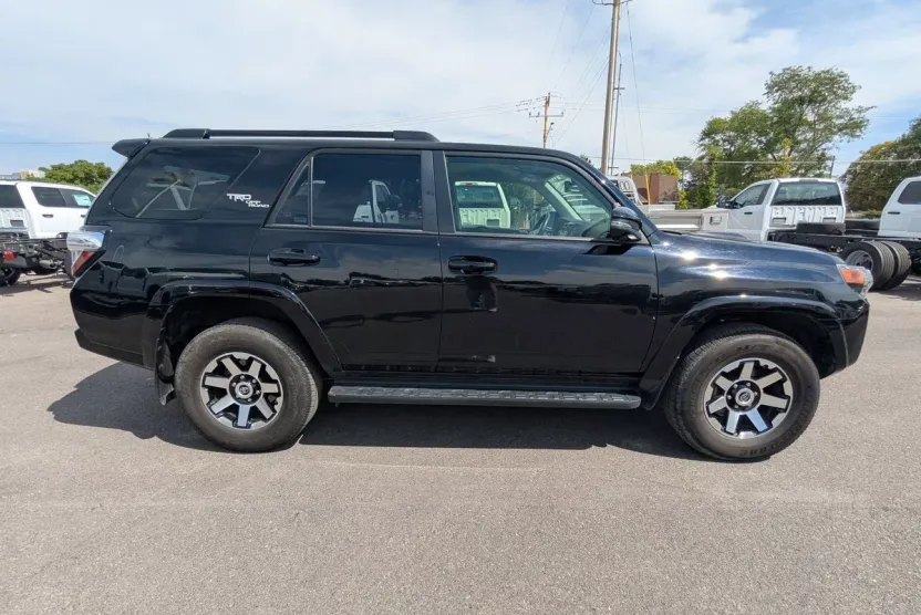 2024 Toyota 4Runner TRD Premium photo 1