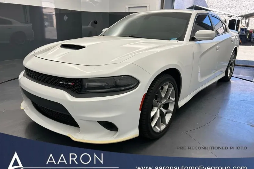 2020 Dodge Charger GT photo 1