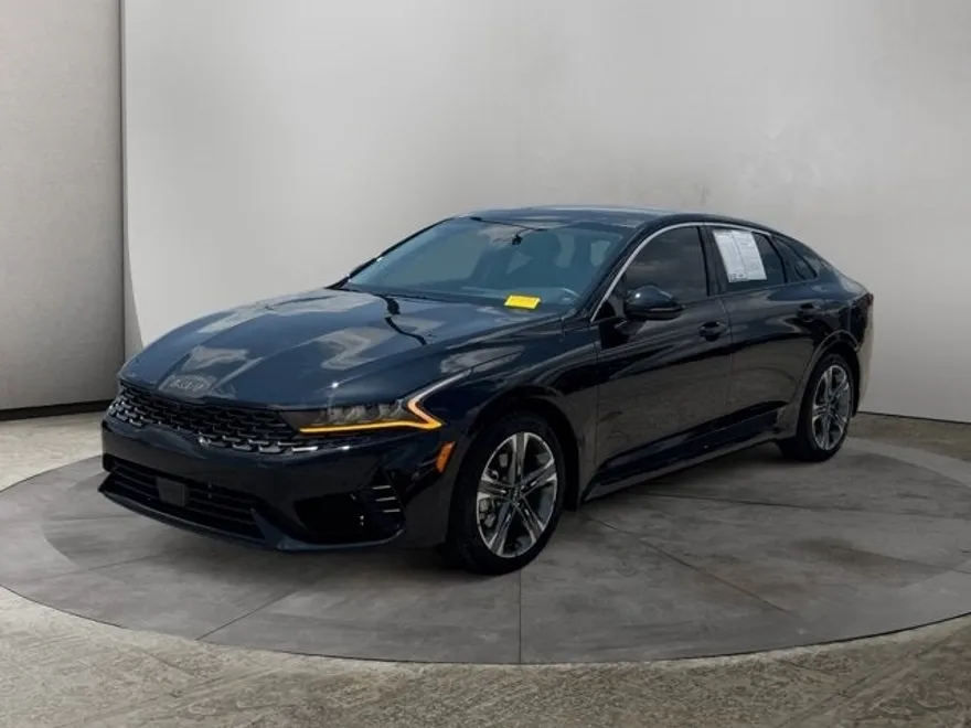 2024 Kia K5 EX photo 1