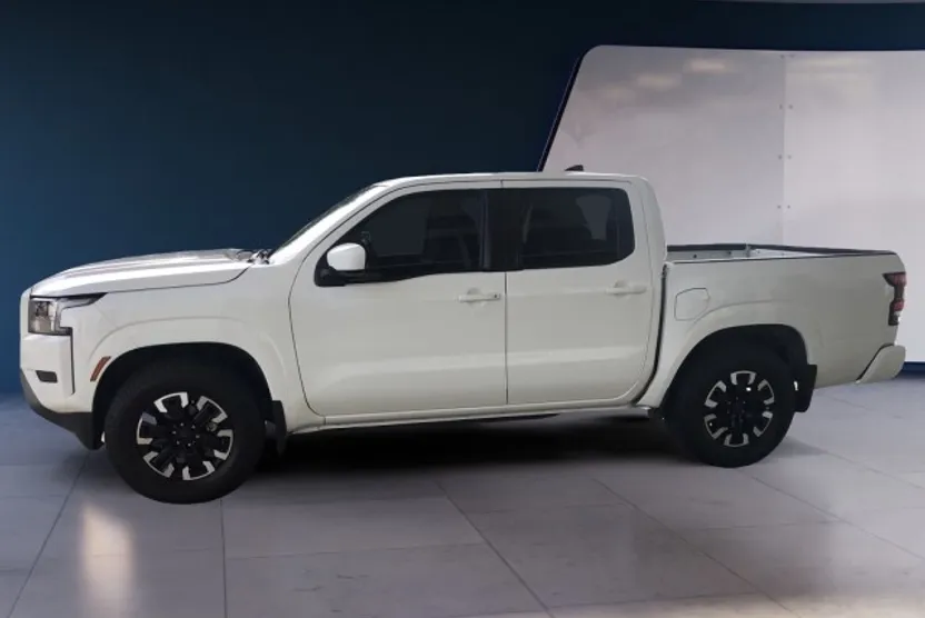 2024 Nissan Frontier Crew Cab SV photo 1