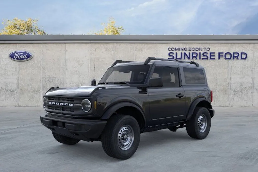 2025 Ford Bronco Base photo 1