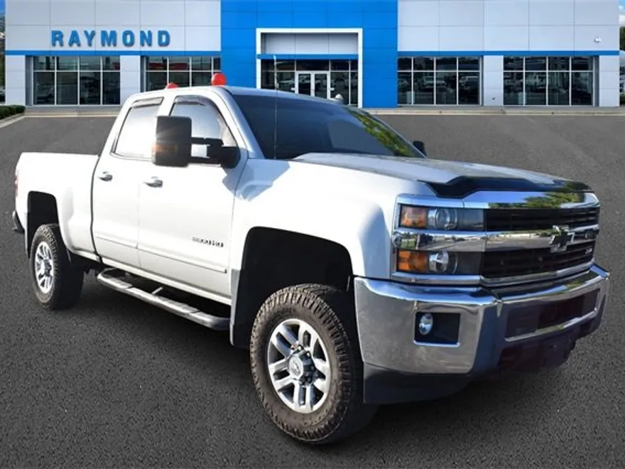 2016 Chevrolet Silverado 2500HD LT photo 1