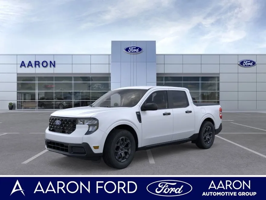 2025 Ford Maverick XLT photo 1