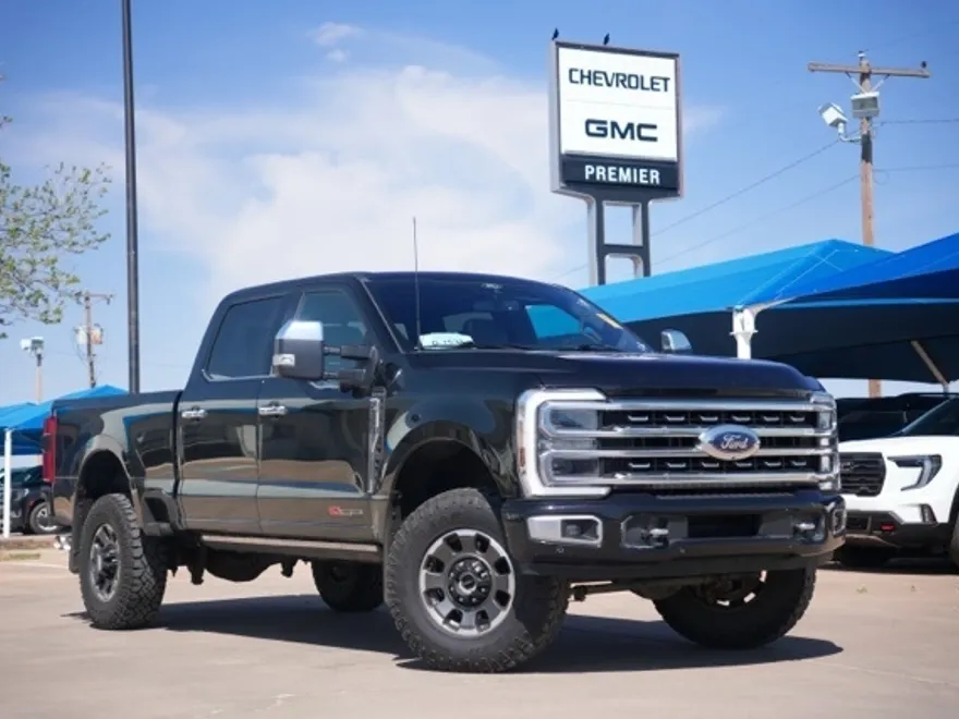 2024 Ford F-350 Platinum photo 1