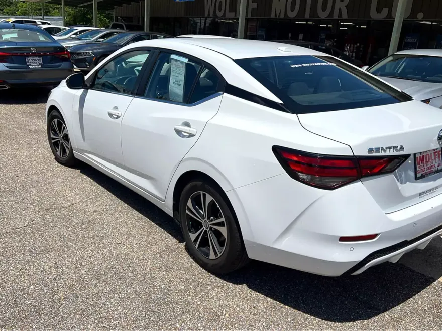 2022 Nissan Sentra SV photo 10