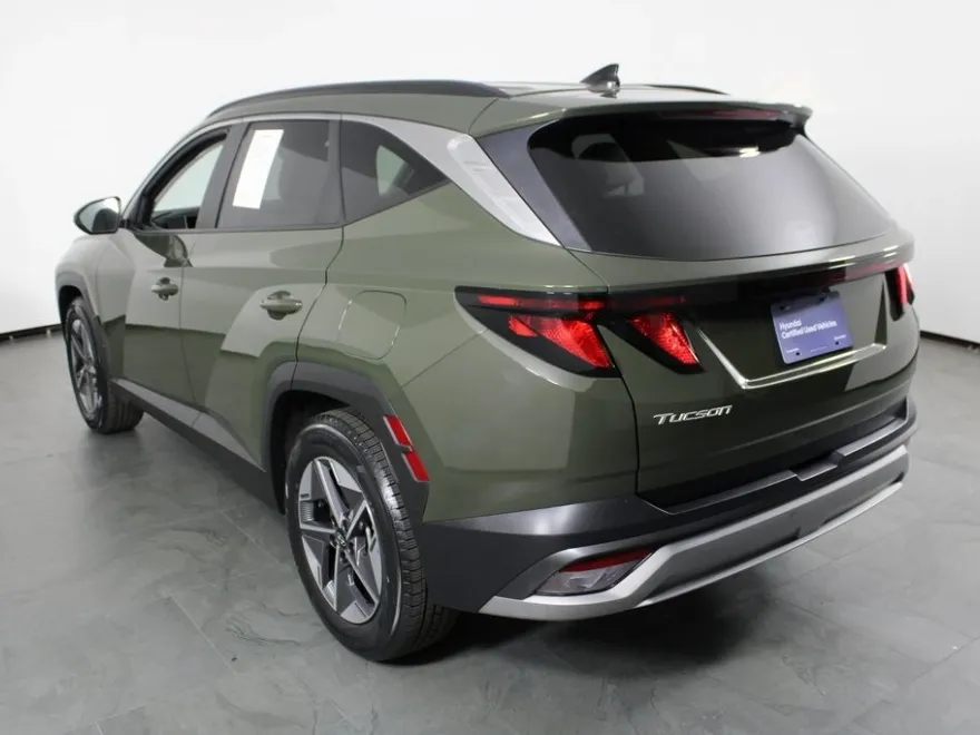 2025 Hyundai Tucson SEL photo 1