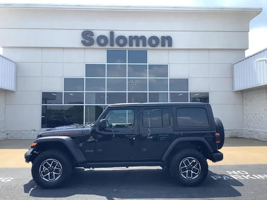 2024 Jeep Wrangler Rubicon photo 1