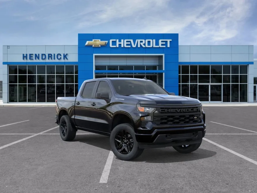 2025 Chevrolet Silverado 1500 Custom photo 1
