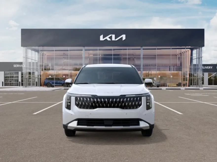 2026 Kia Carnival LX photo 1