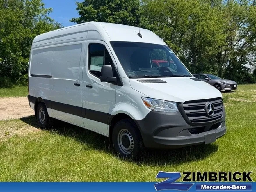 2025 Mercedes Benz Sprinter 2500 144 WB photo 1