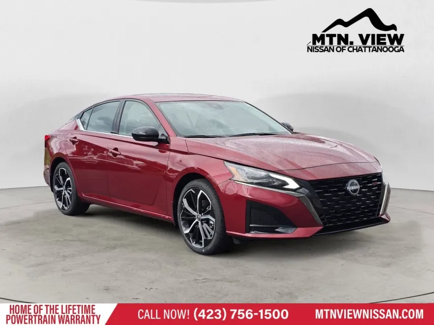 2025 Nissan Altima SR photo 1