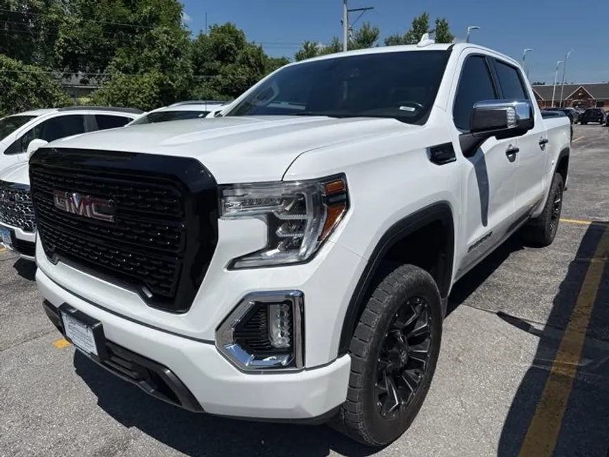 2019 Gmc Sierra SLT photo 1