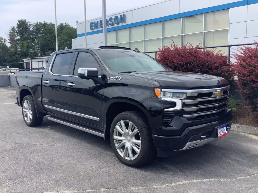 2023 Chevrolet Silverado 1500 High Country photo 1