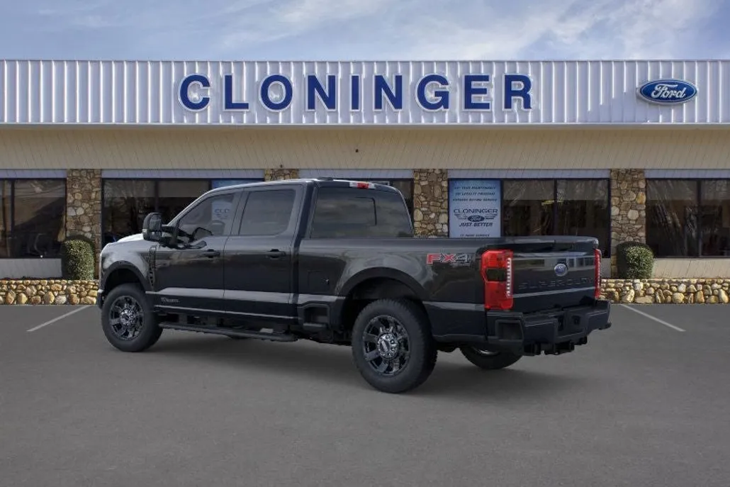 2025 Ford F-250 photo 1