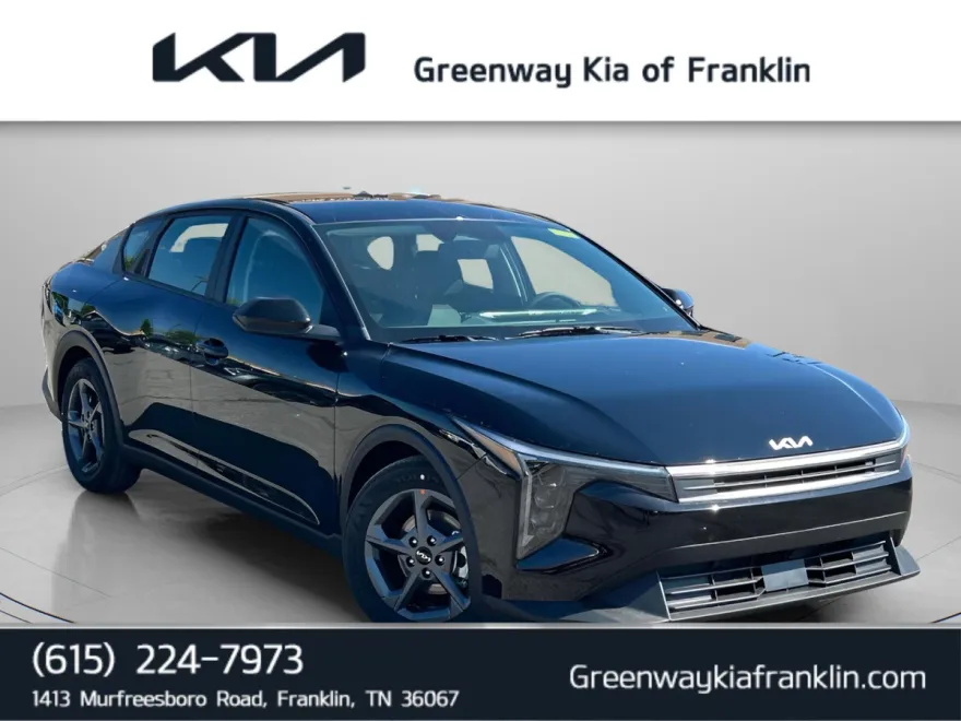 2025 Kia K4 LXS photo 1