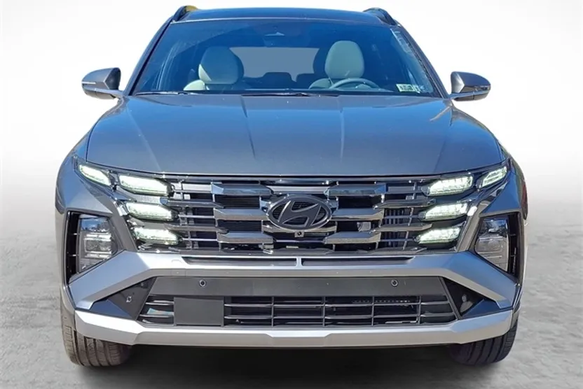 2025 Hyundai Tucson Hybrid Limited photo 1