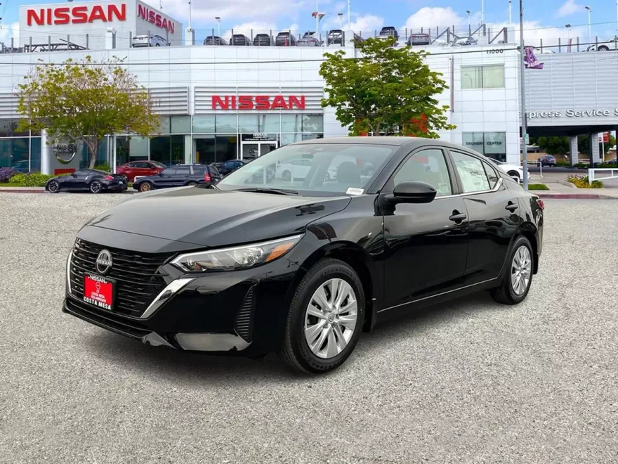 2025 Nissan Sentra S photo 1