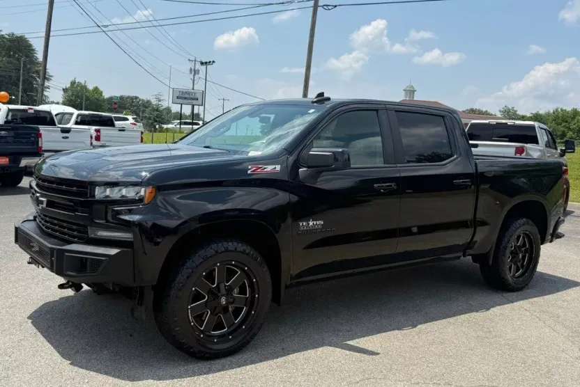 2020 Chevrolet Silverado 1500 RST photo 1