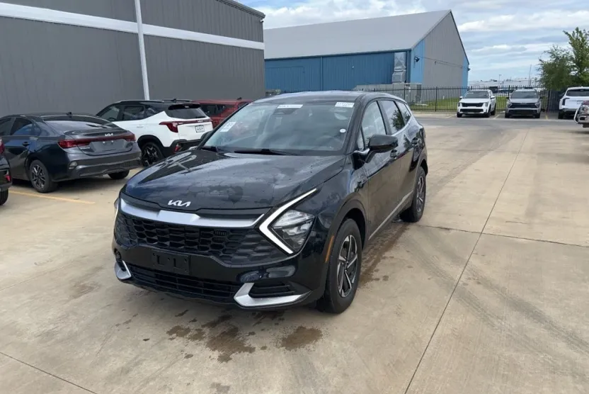 2023 Kia Sportage Hybrid LX photo 1