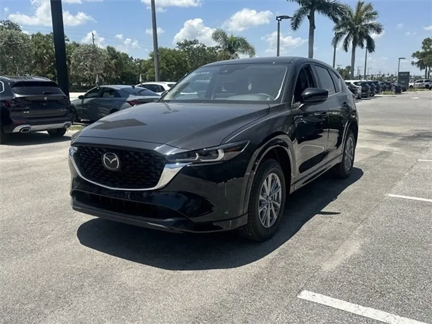 2025 Mazda CX-5 2.5 Select photo 2