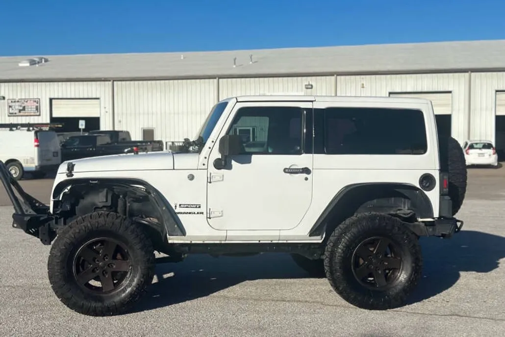 2013 Jeep Wrangler Sport photo 1
