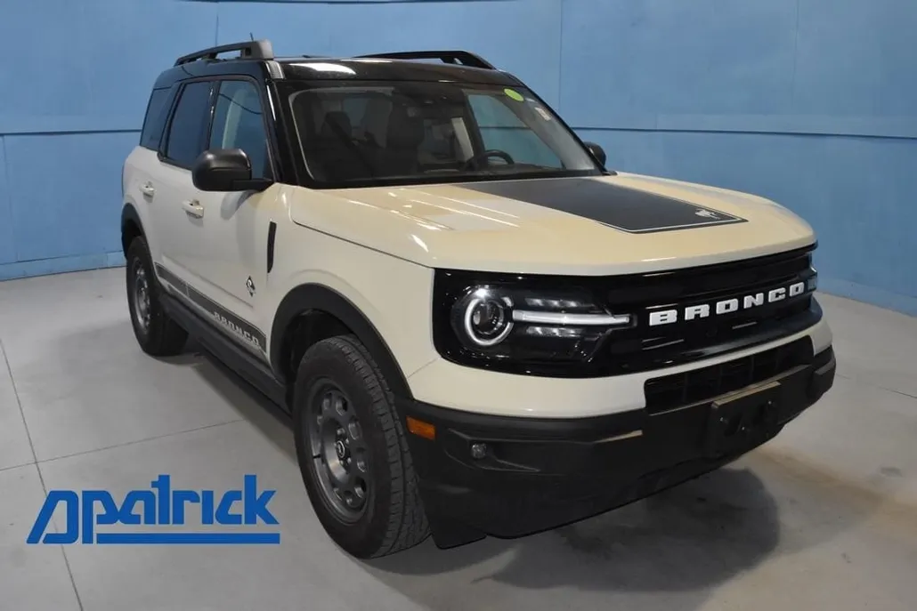 2024 Ford Bronco Sport Outer Banks photo 1