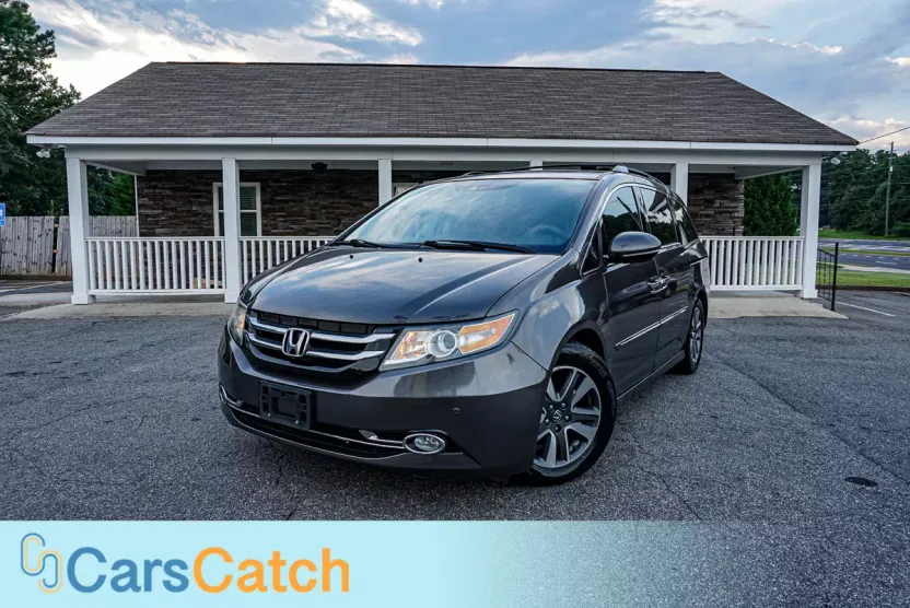 2015 Honda Odyssey Touring Elite photo 1